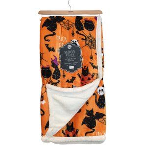 Halloween Black Cats in Costumes Plush Sherpa Throw Ghost Jack o Lantern Witch